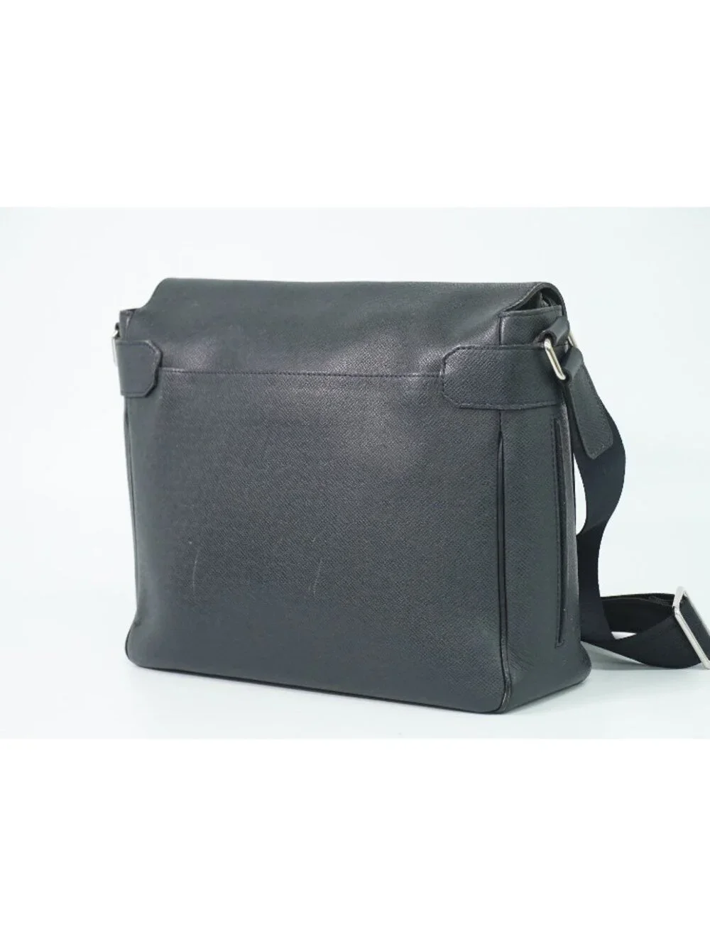 Louis Vuitton LV Roman MM Taiga Leather Shoulder Bag Boreal Dark Navy